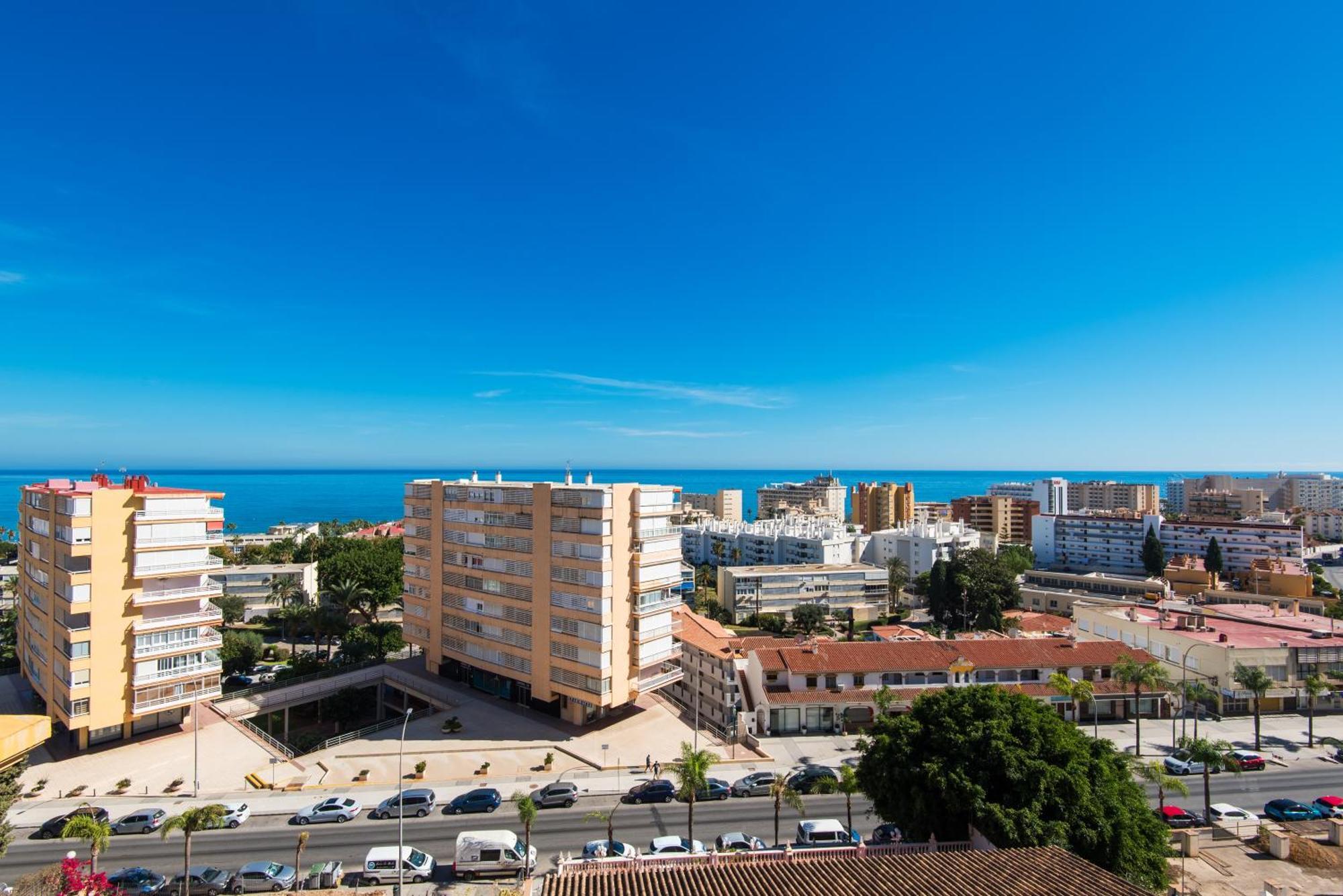 Sea View And 350M To The Beach Торремолинос Экстерьер фото
